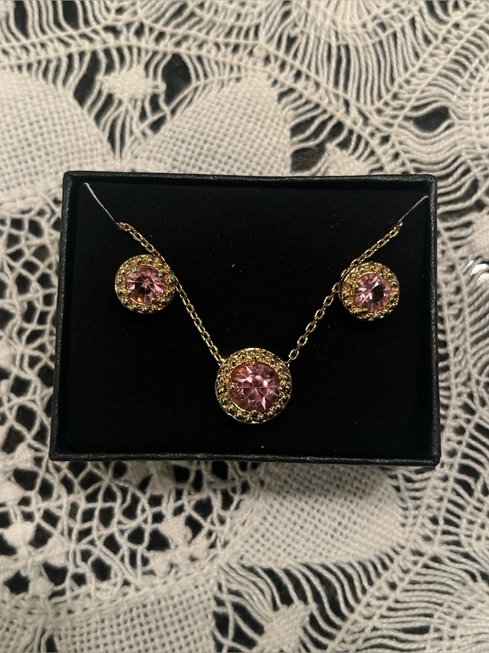 Avon Gold-Tone Necklace with Pink Crystal Drops